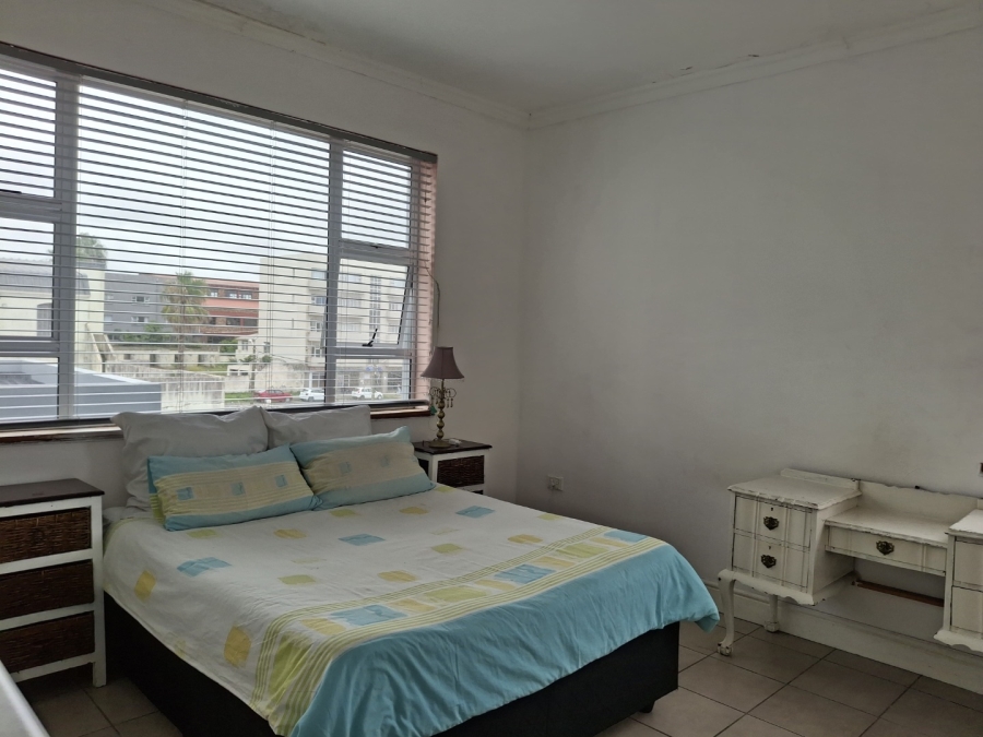 2 Bedroom Property for Sale in Quigney Eastern Cape